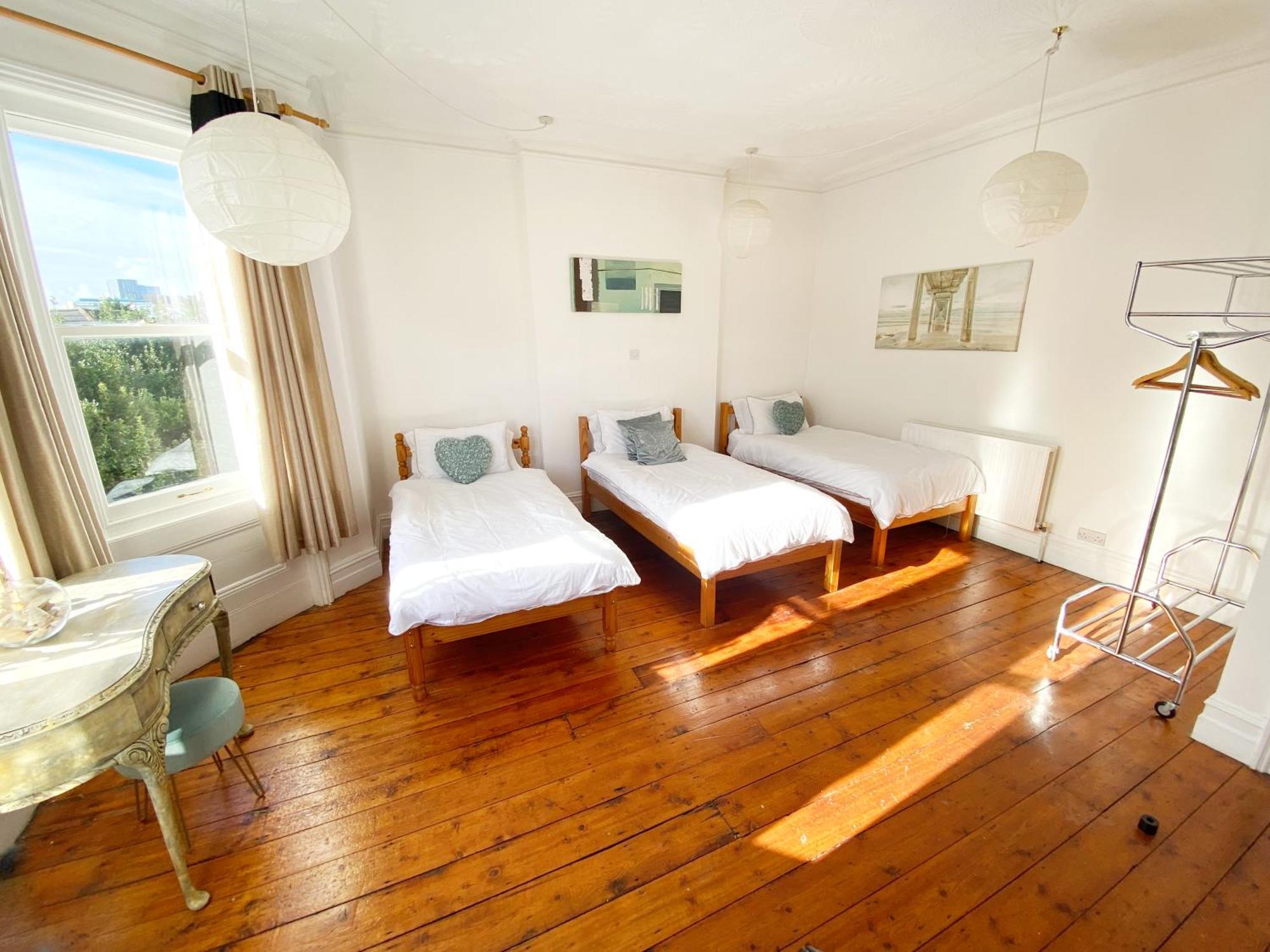 The Table House Close To Town & Beach Free Parking Bournemouth Exterior photo